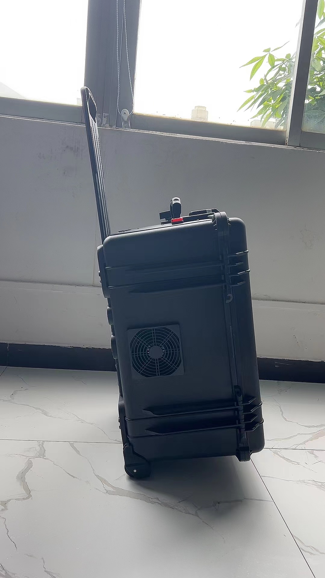 黎母山镇手拉箱型移动通信干扰器